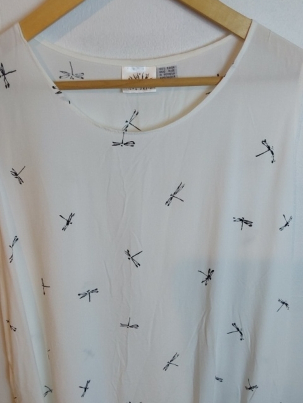 Meng Design|Sleeveless White Dragonfly Print Women’s Top Lightweight Sz.Large